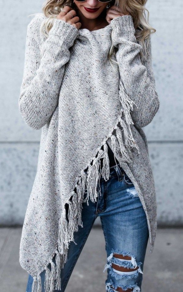 Best Fringe Sweater Outfit Ideas for Women
