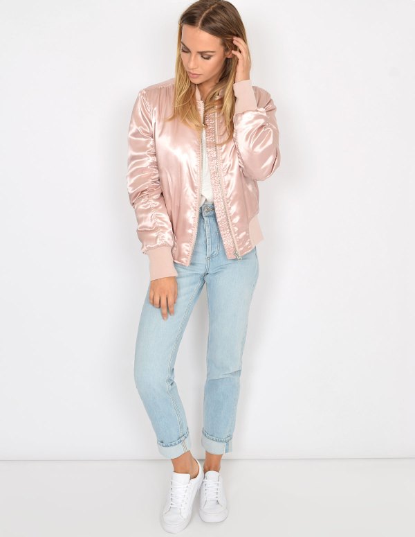 15 Cool Satin Bomber Jacket Outfit Ideas for Ladies