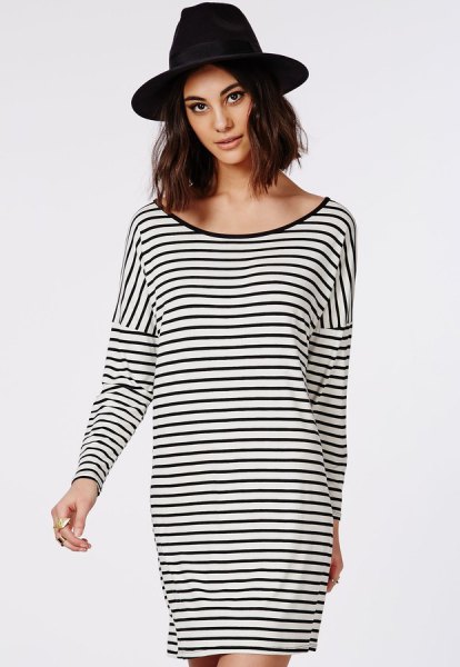 Black and White Stripe Oversized Long Sleeve Scoop Neck T-Shirt Dress