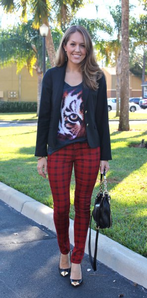 Black graphic scoop neck t-shirt casual blazer and red plaid pants