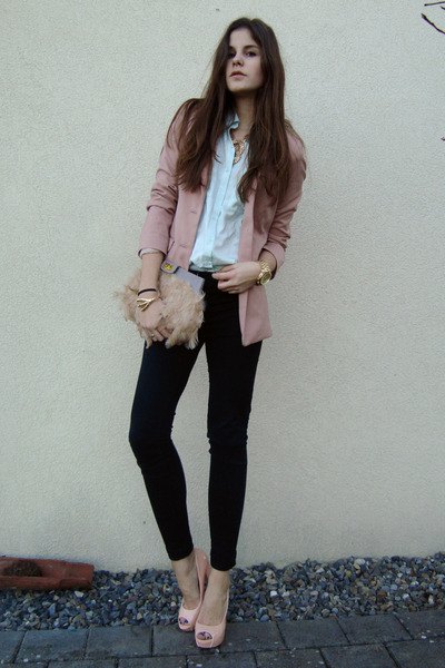 Blush slim fit long blazer with white shirt and light pink open toe heels