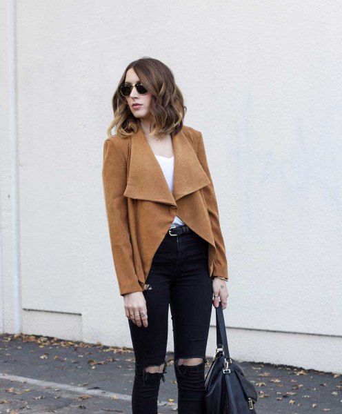 Pair a brown blazer coat with black ripped slim-fit jeans
