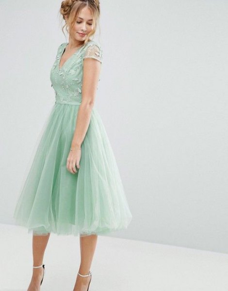 Fit and Flare Green V-Neck Tulle Midi Dress