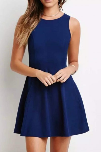 Sleeveless fitted flared navy blue mini cocktail dress