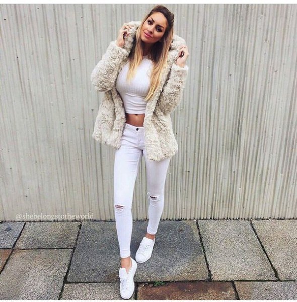 Fluffy faux fur jacket with white ankle jeans