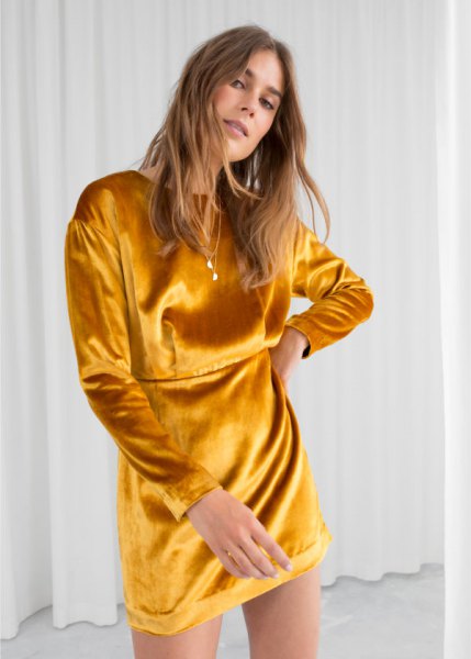 gold mustard shirt dress with heels