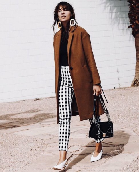 Green longline blazer with black and white checked pants