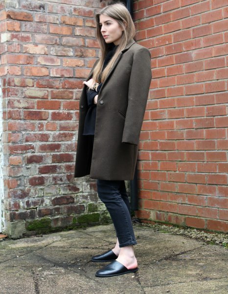 gray long wool coat with black ankle jeans