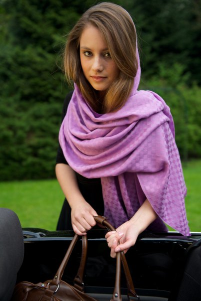 gray pashmina scarf with black mini sheath dress
