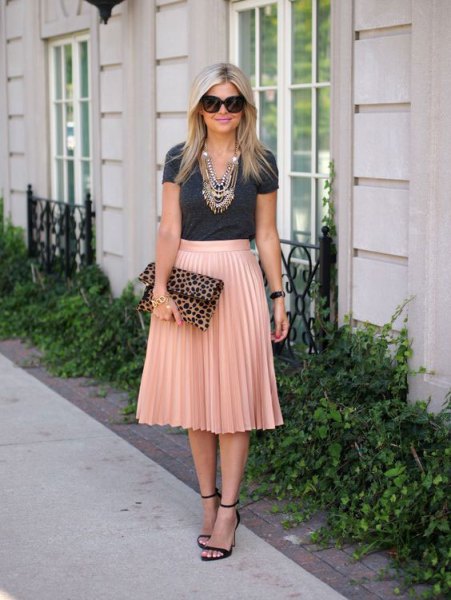 Gray t-shirt with rose gold high-rise pleated midi skirt