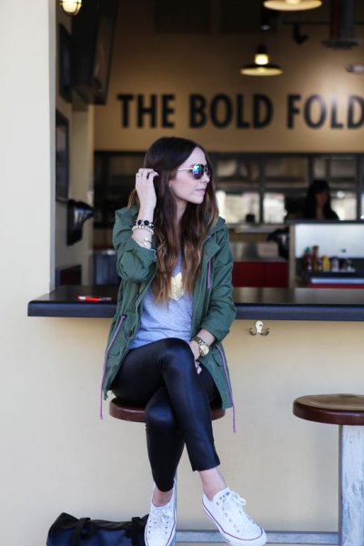gray tunic t-shirt and black leather leggings