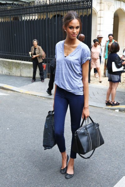 Gray v-neck t-shirt and black and white leopard print ballet flats