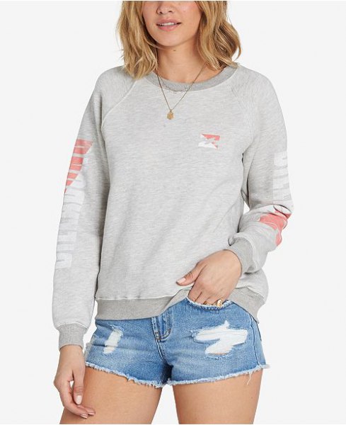 Light gray printed sweatshirt with blue denim mini shorts