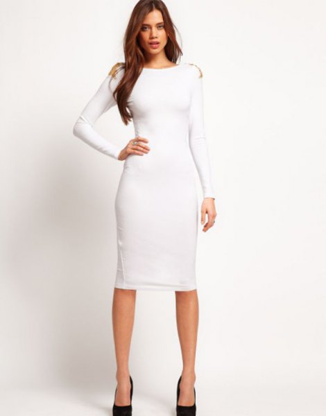 Long-sleeved midi dress with a bateau neckline and black ballet flats