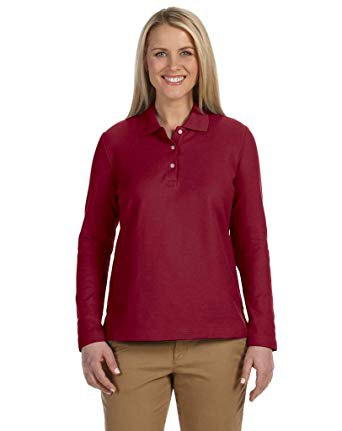 long-sleeved red polo shirt with green slim-fit pants