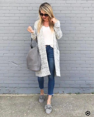 Long cardigan with white t-shirt and gray evening shoes with bow detail