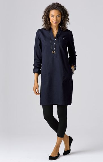 Navy button down tunic blouse and black cropped leggings