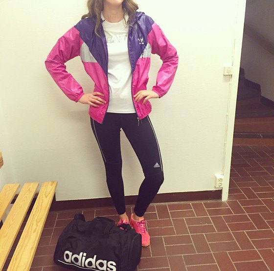 Pink and Navy Color Block Windbreaker with Black Running Tights