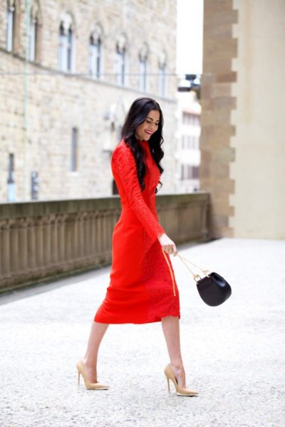Red long sleeve midi shift dress with pink pointed toe heels