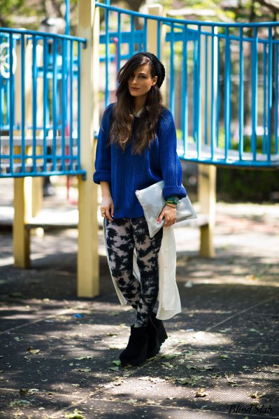 Royal blue relaxed fit blouse paired with black and white tie-dye leggings