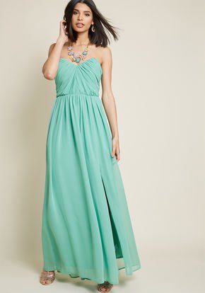 Strapless flared maxi chiffon dress with sweetheart neckline