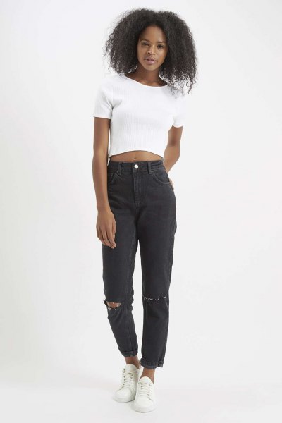White cropped t-shirt with black ripped mom jeans