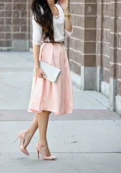 White sweater with half sleeves, light yellow flared midi skirt and light pink heels