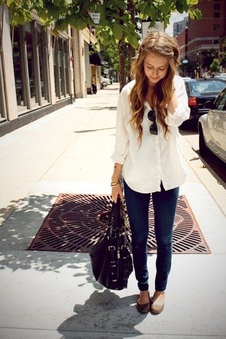 White linen boyfriend shirt with dark jeans and matte brown leather round toe shoes