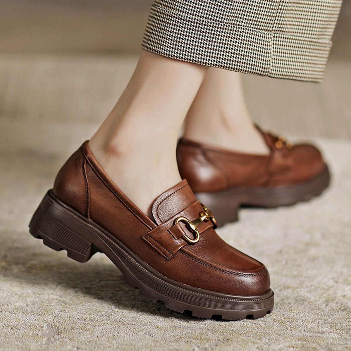 How to Wear Brown Loafers: 15 Artistic & Stylish Outfit Ideas for Ladies