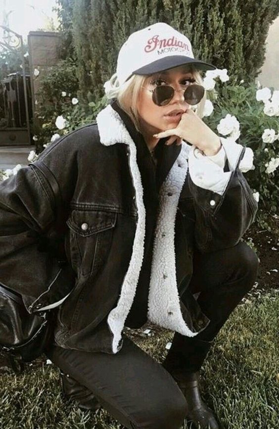 Best 15 Denim Jacket with Fur Collar Outfit Ideas for Ladies