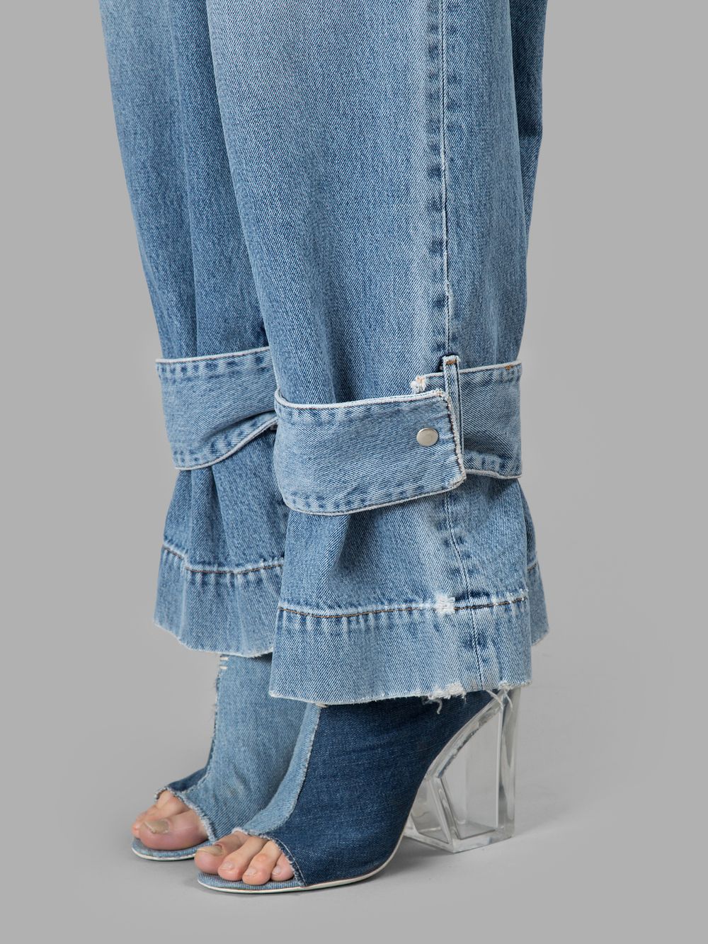 How to Wear Denim Shoes: 13 Youthful & Chic Outfit Ideas for Ladies