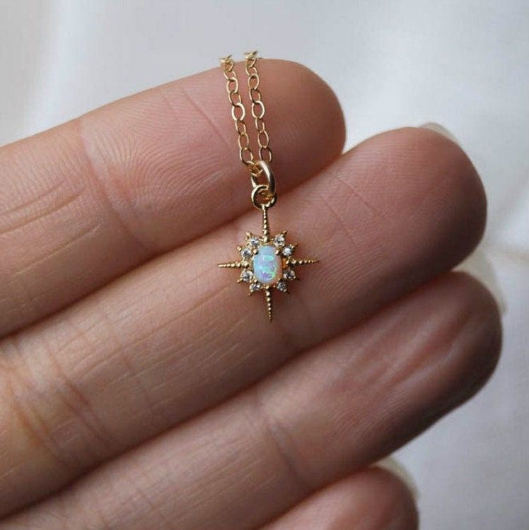 Simple yet glamorous opal necklace