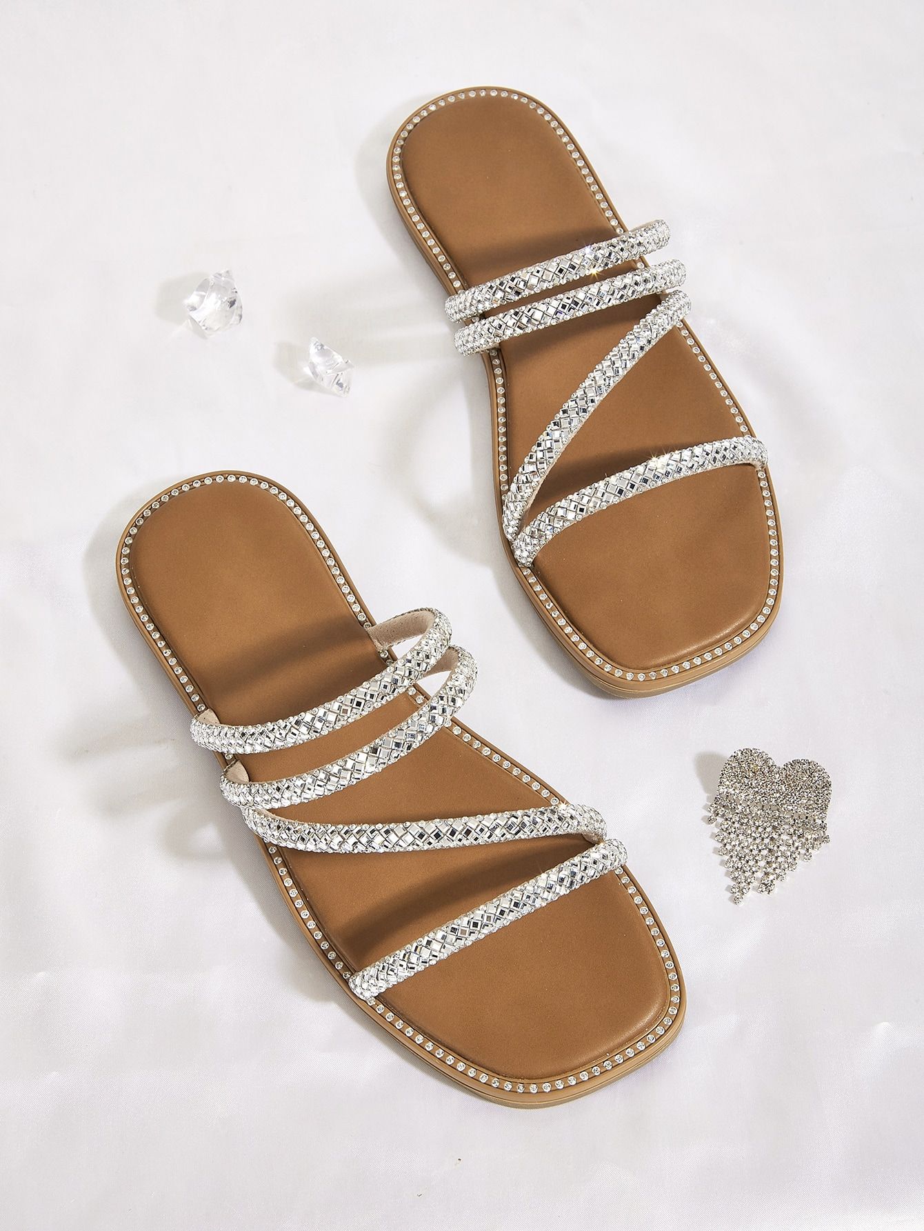 How to Wear Silver Sandals: Top 15 Shiny & Attractive Outfit Ideas for Women