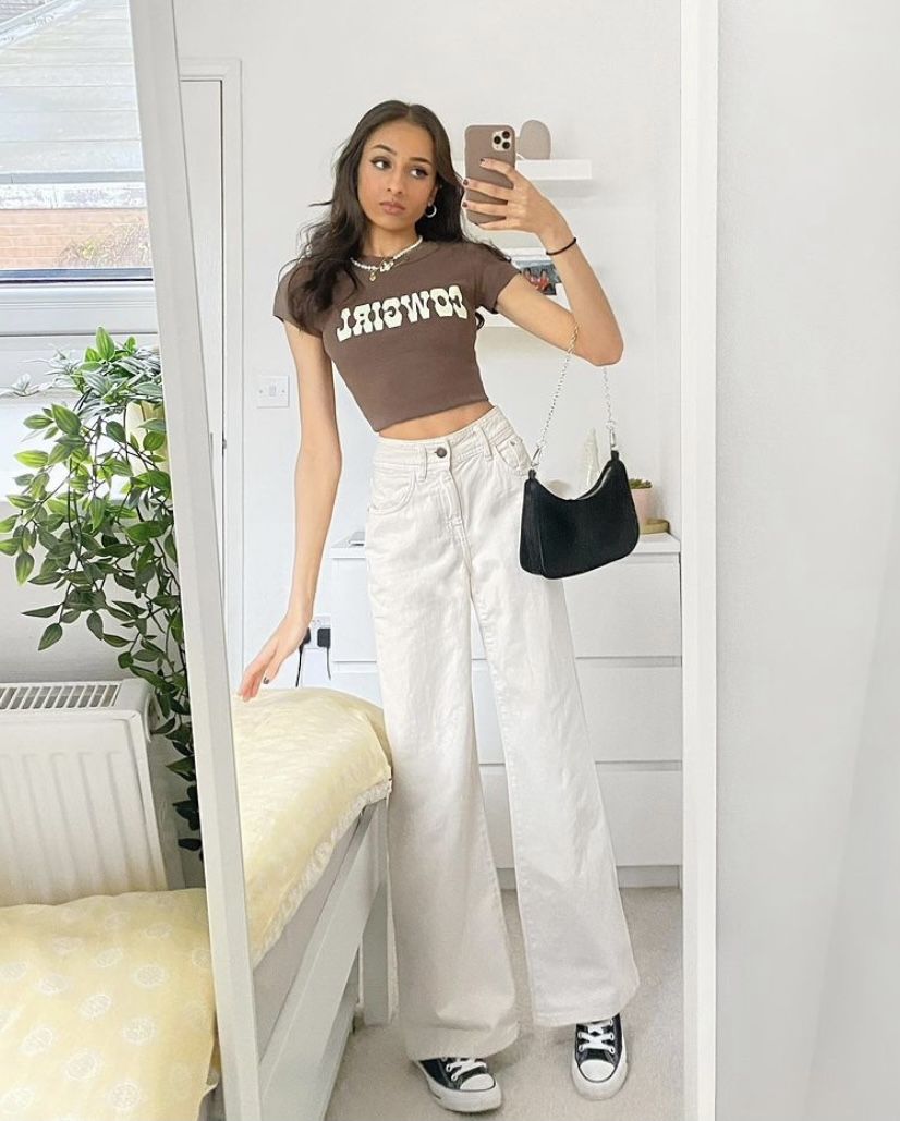 How to Wear White High Waisted Jeans: Top 13 Refreshing Outfits for Ladies