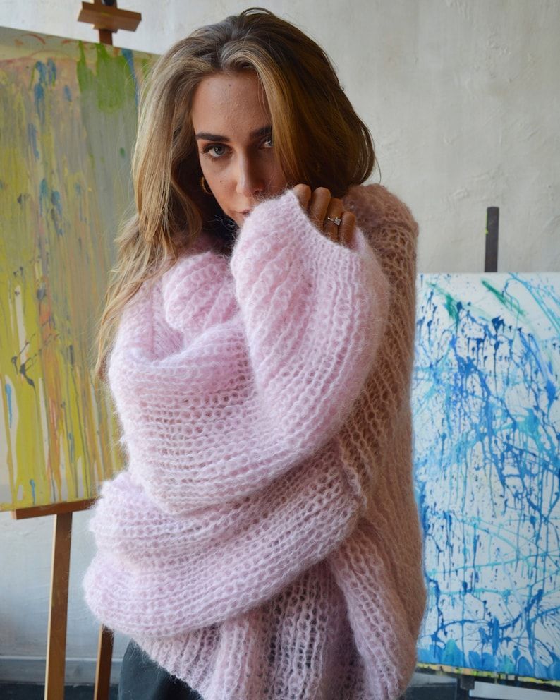How to Wear Big Sweater: 15 Cool & Cozy Outfit Ideas for Ladies