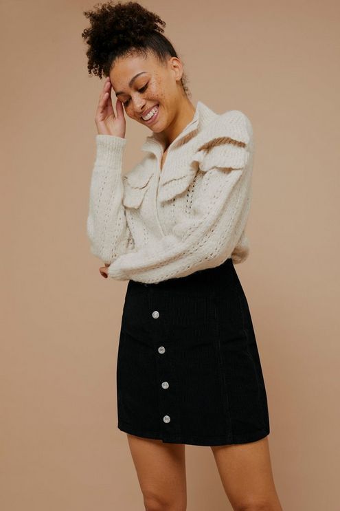 How to Wear Black Corduroy Skirt: 13 Best Super Chic Outfit Ideas