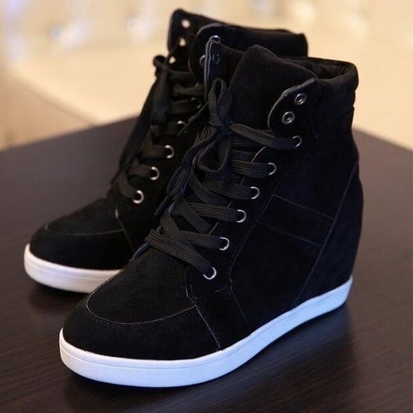 How to Style Black Wedge Sneakers: Best 13 Outfit Ideas for Women