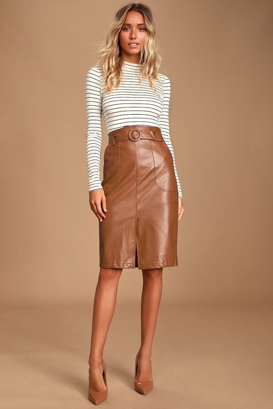 Stylish Ways to Wear a Brown Pencil Skirt