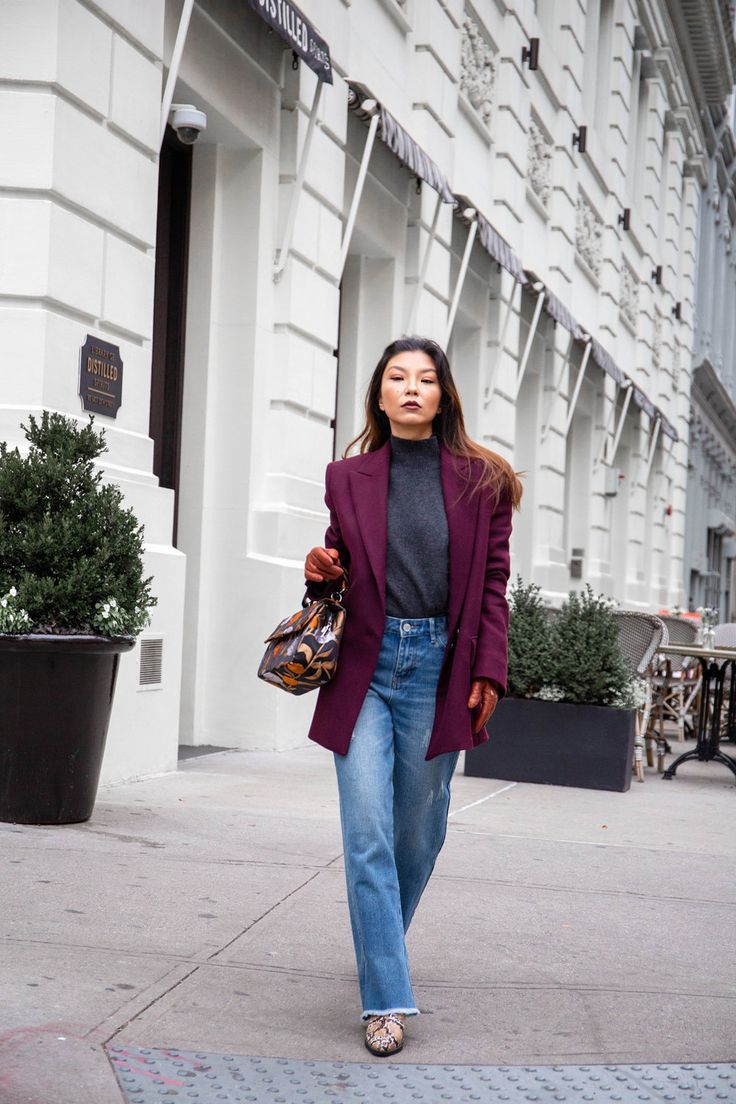 Stylish Ways to Wear a Burgundy Blazer