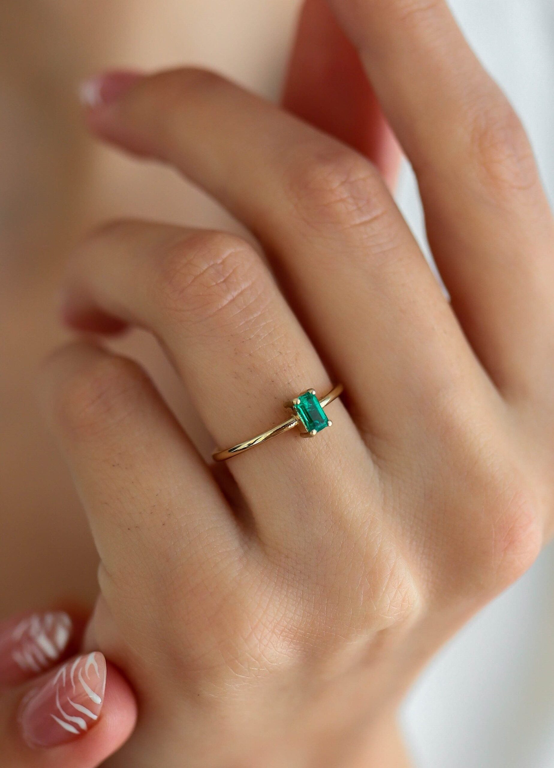 The History and Significance of Emerald
Rings