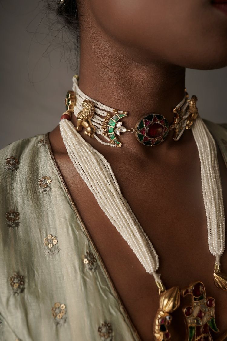 Exploring the History and Diversity of
Ethnic Jewelry