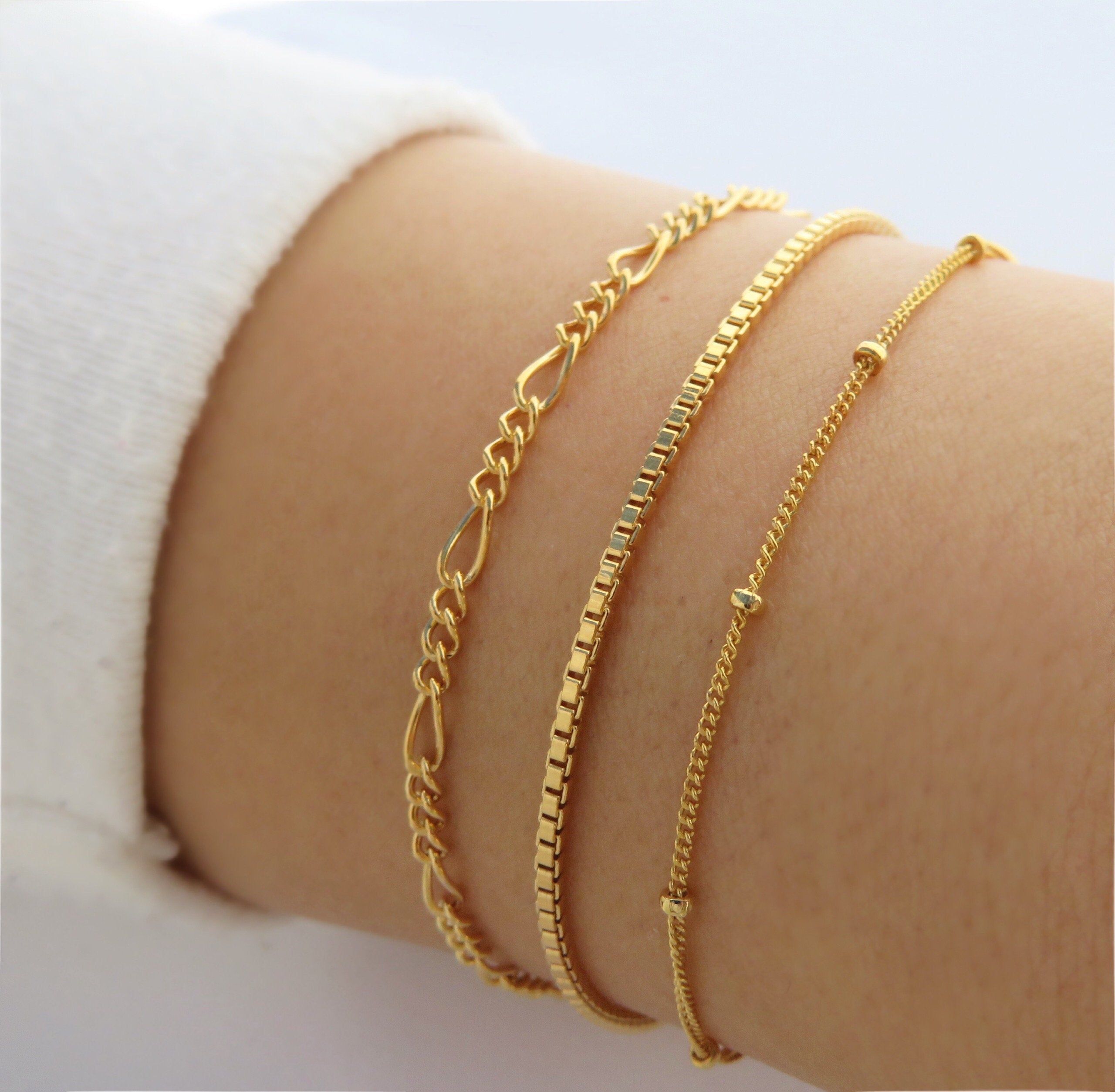 The Ultimate Guide to Choosing the
Perfect Gold Bracelet for Women