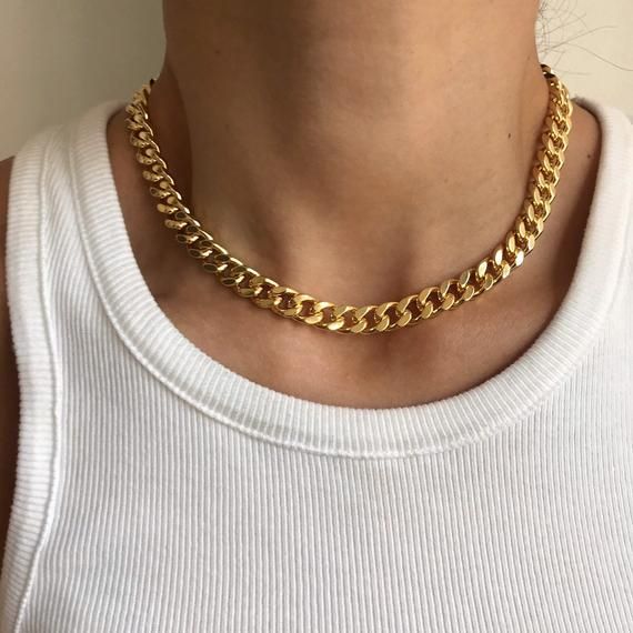 How to Style Gold Chain: Best 13 Elegant & Shiny Outfit Ideas for Women