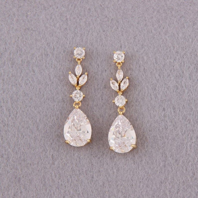 Elegant and Timeless: Why Gold Chandelier
Earrings are a Perfect Choice for Your Wedding