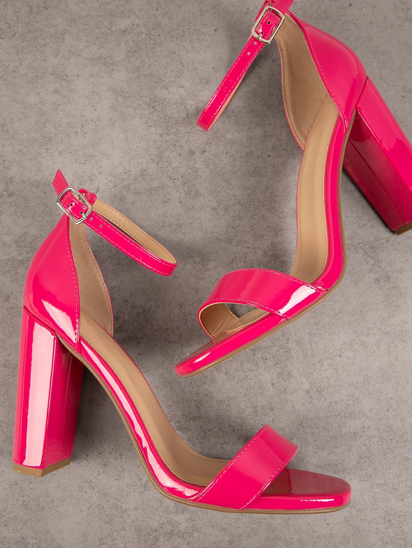 Stylish Ways to Wear Hot Pink Heels