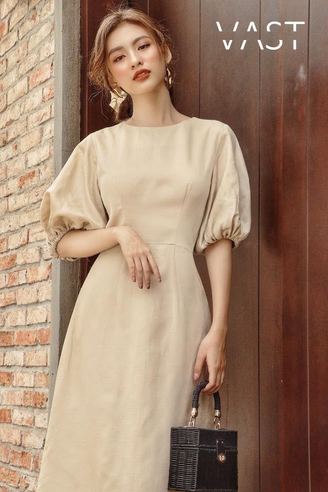 The Timeless Elegance of Linen Dresses: A
Closet Essential