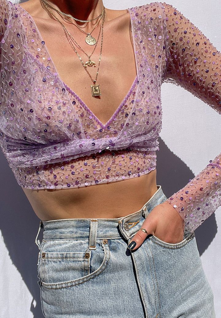 How to Wear Sparkly Shirt: Top 13 Shiny Outfit Ideas for Women