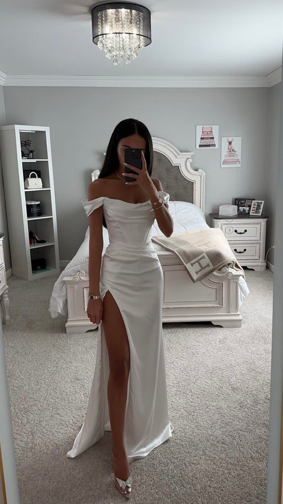 Stunning White Formal Dresses for Every
Occasion