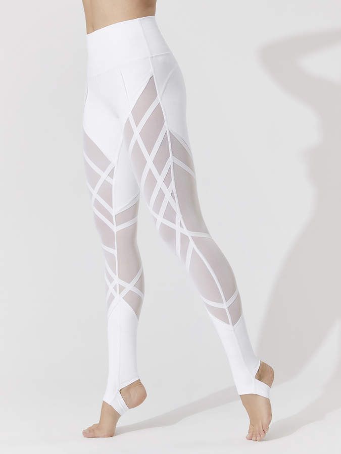 Best 15 White Leggings Outfit Ideas for Women