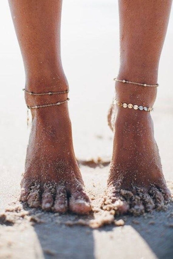 The Ultimate Guide to Styling Gold
Anklets